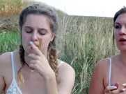 Elena Wolff, Julia Windischbauer - Mo(nu)ment (2018)