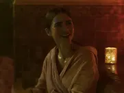 Topless girls in a bathhouse - Emily in Paris S02E03