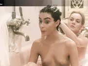 Ksenija Pajić i Dragana Mrkić Oficir s ružom