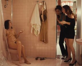 Valeria Golino, Matilda De Angelis, Elodie - Fuori (2025)