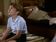 Valérie Rojan as Violette - Il est génial papy ! (1987)