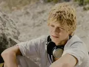 Two girls skinny dipping - Dikari 2006