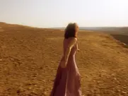 Chelsea Field as Wendy Robinson in Dust Devil (1992)