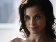 Vlada Verevko in Suits Season 4, Episode 1 (2014)