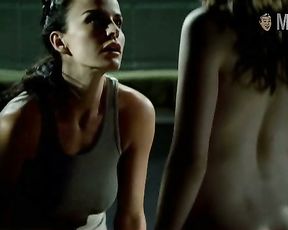 Ana Alexander, Kit Willesee - Femme Fatales-s01e01 (2011)