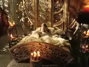 Eliza Taylor & Alycia Debnam-Carey - Lesbian in The 100