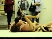 Puxar Pele naked performance