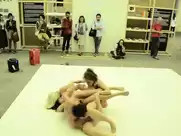 Puxar Pele naked performance