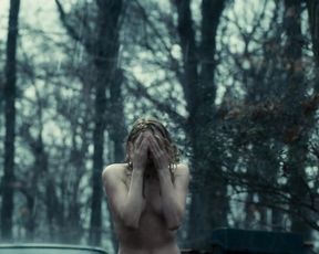 Haley Bennett - The Girl on the Train (2016)