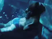 Olivia Wilde, Beau Garrett - Turistas (2006)