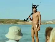 Elli Tringou, Milou Van Groesen - Suntan (2016)