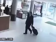 Groland nue - Hollande au Sofitel comme DSK