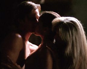 Sarah Laine, Sandra McCoy, Nikki Griffin, Dina Meyer - Wild Things: Diamonds in the Rough (2005)