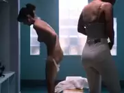 Alison Brie - Glow (s01 e01, 2017)