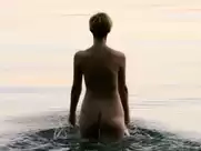 Elizabeth Debicki - The Night Manager (2016)