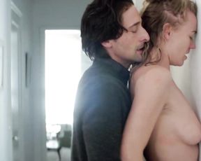 Yvonne Strahovski - Manhattan Night (2016)