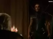 Emilia Clarke - Flashing her naked body, Wet body