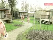 Groland nue -  Jupépé chez les nudistes