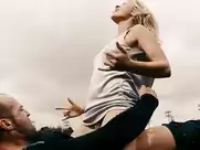 Amy Smart - Crank 2: High Voltage (2009, labia-slip)