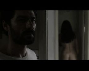 Clara Choveaux - Elon Nao Acredita na Morte