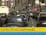 Groland nue -  Apprentissage du sexe accompagné