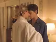 Michelle Hunziker nackt - Voglio stare sotto al letto (1999)