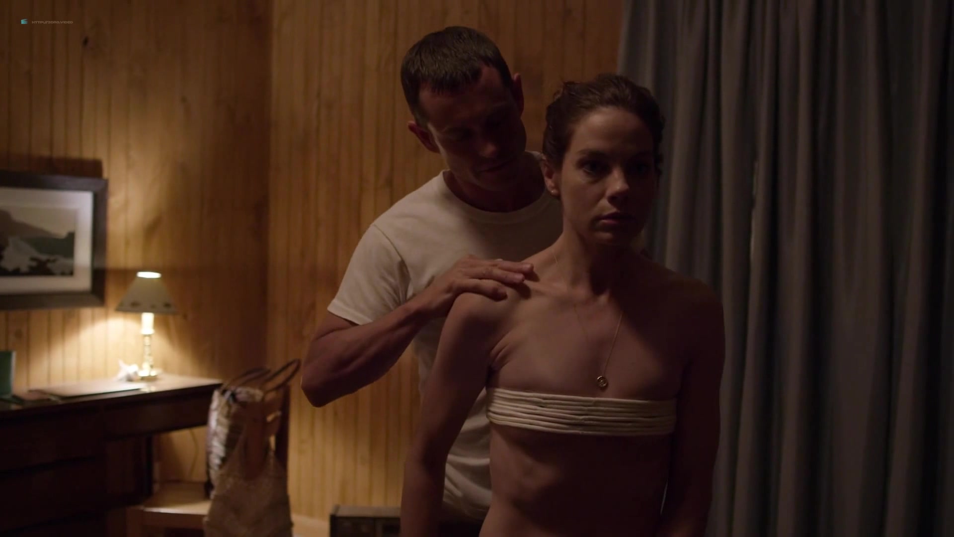 Michelle monaghan topless