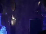 Clara Morgane stripease (Snowboarder)