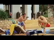 Maaike Neuville, Carice van Houten, Halina Reijn - Ik omhels je met duizend armen