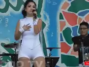 KATY JARA CAMELTOE ON STAGE