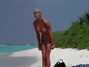 Bo Derek naked in Ghosts Cant Do It (1989)