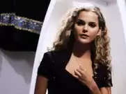 Keri Russell - The Babysitters Seduction (1996)