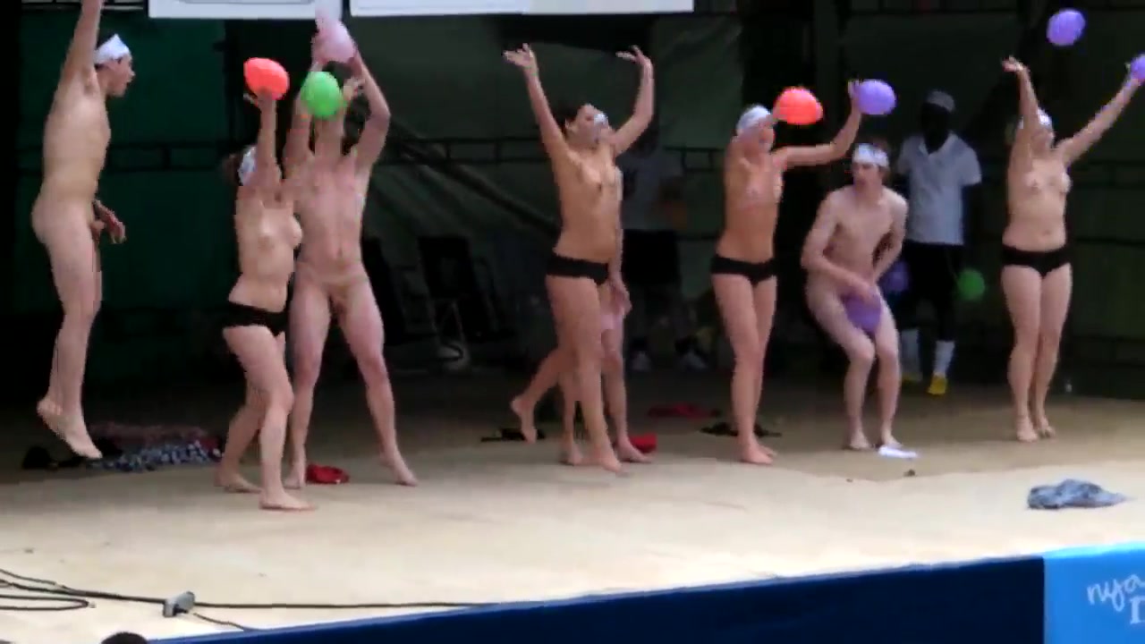 Nude balloon dance