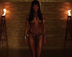 Patricia Velásquez - The Mummy series (1999, 2001)