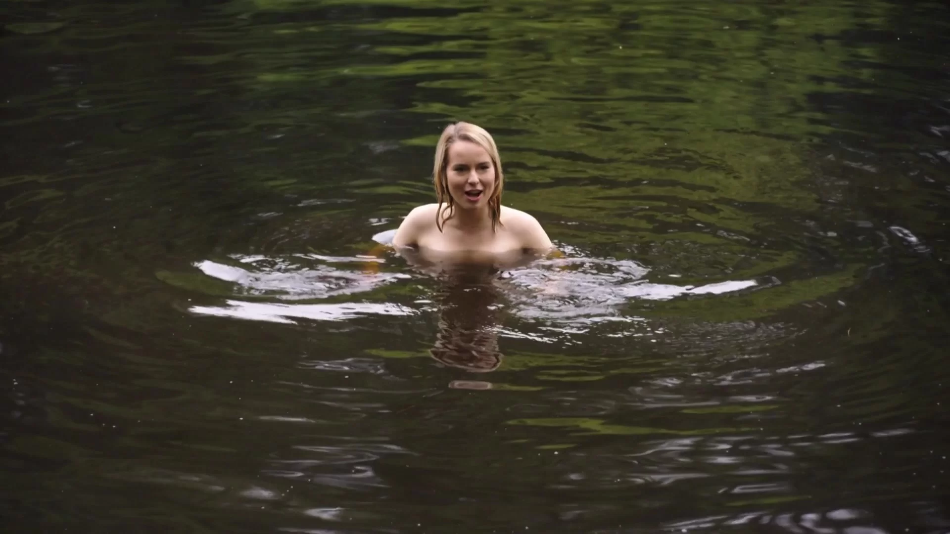 1920px x 1080px - Bridgit Mendler nude swimming in Father of the Year (2018) - Celebs  Roulette Tube