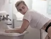 Lady Gaga - Gaga Five Foot Two (2017)