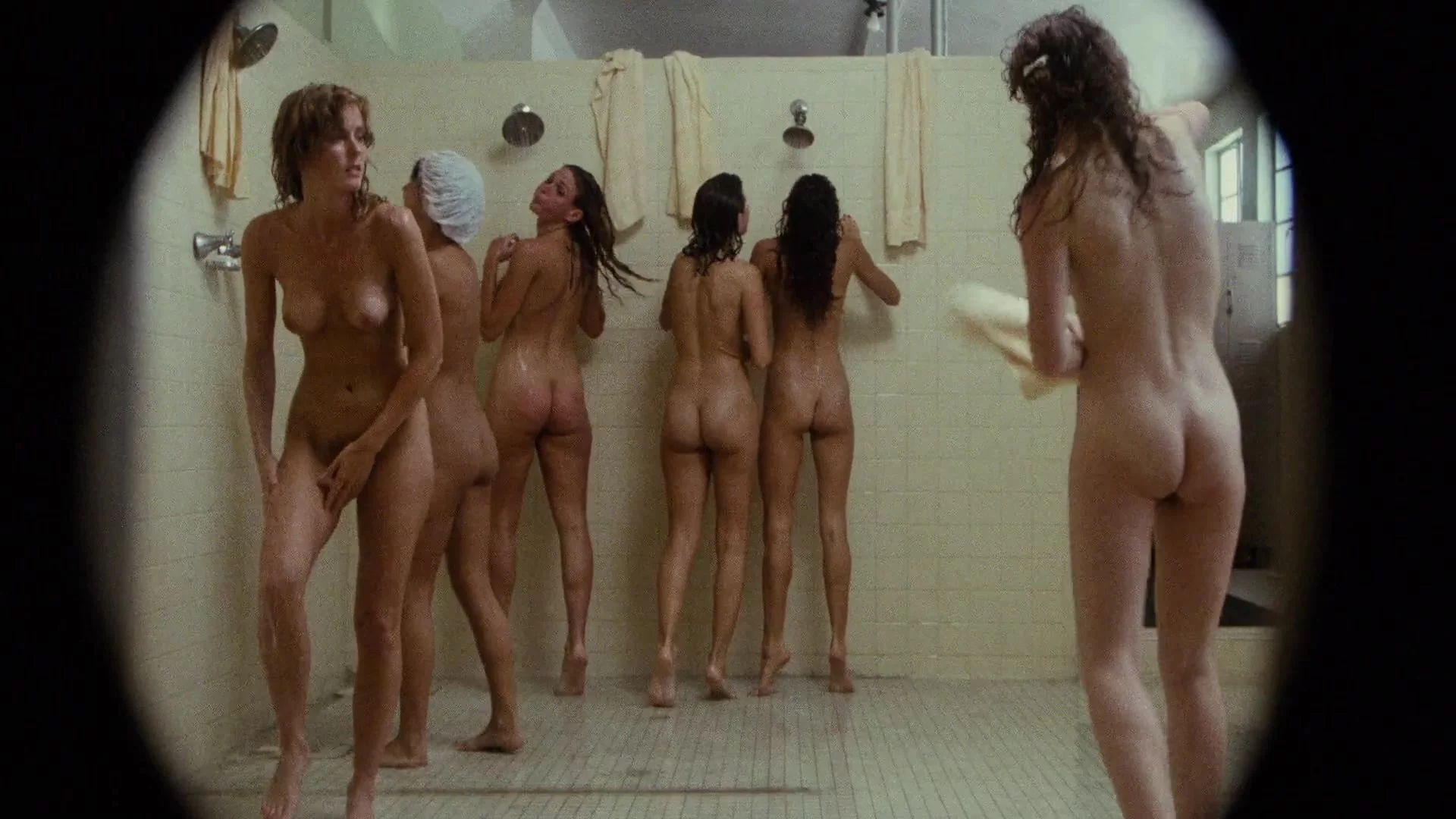 Celebrity Naked Shower Szenen Erin Kennedy
