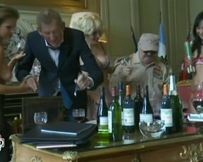 Groland nue - Sommet des Dictateurs