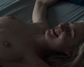 Elizabeth Debicki - The Burnt Orange Heresy (2019)