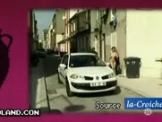 Groland nue - Port du voile intégral interdit