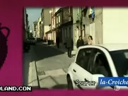 Groland nue - Port du voile intégral interdit