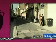 Groland nue - Port du voile intégral interdit