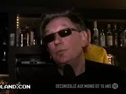 Groland nue - Mickael Kael au Japon