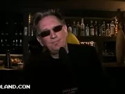 Groland nue - Mickael Kael au Japon