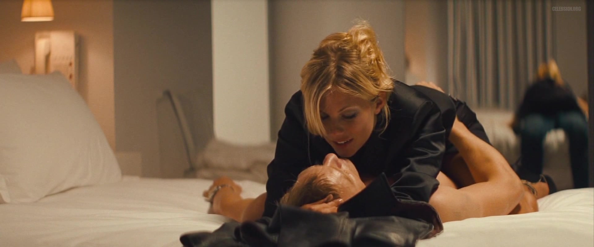 Sienna Miller sexy - Layer Cake (2004) oral sex in mainstream cinema -  Celebs Roulette Tube