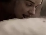 Raquel Karro Nude - Pendular (BR 2017) hottest sex scenes