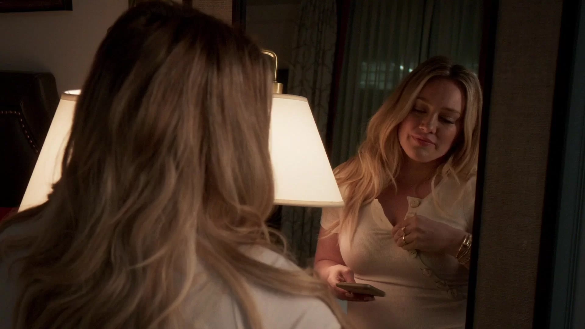 Hilary Duff nude - Younger s06e10 (2019) hot sex scenes porn photo