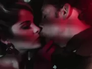 Barbara Evans - Dois Irmaos s01e03 (2017) nude sex scene