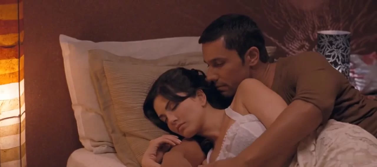 Sunny Leone Romantic Sex Scenes - Sunny Leone nude - Jism (2012) romantic sex scene - Celebs Roulette Tube