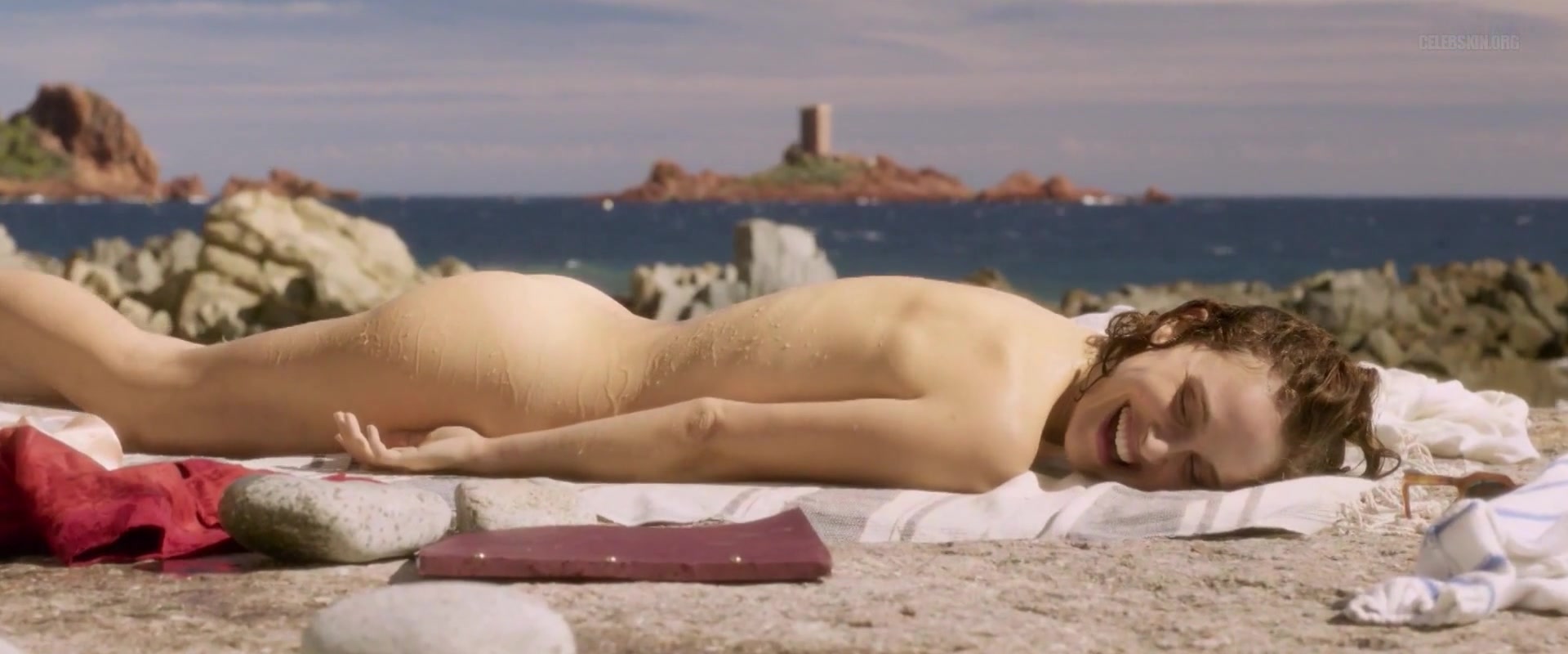 Natalie Portman Sex Scene - Natalie Portman naked - Planetarium (2016) mainstream sex in cinema -  Celebs Roulette Tube